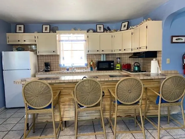 Esperanza Inn Guesthouse (Adults Only) 别克斯 招待所